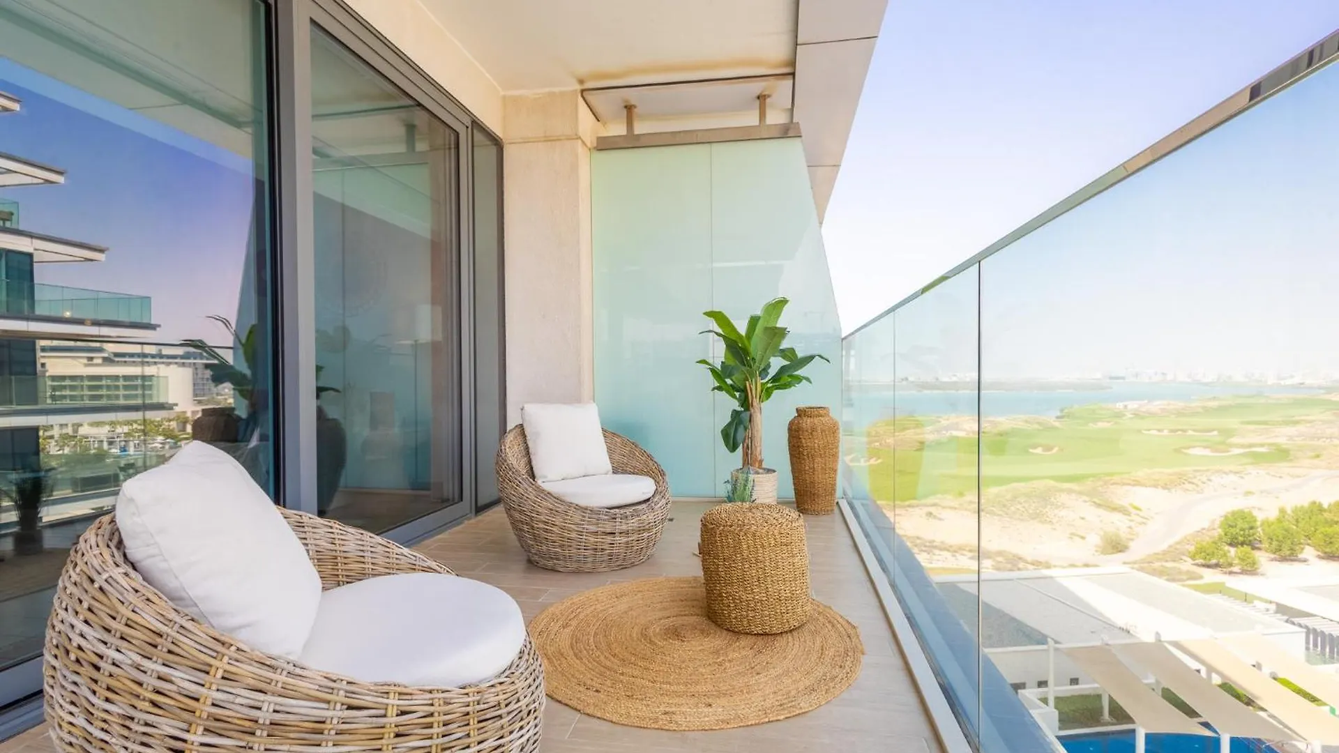 Voyage One Bedroom In Mayan Abu Dhabi 0*,  Vereinigte Arabische Emirate