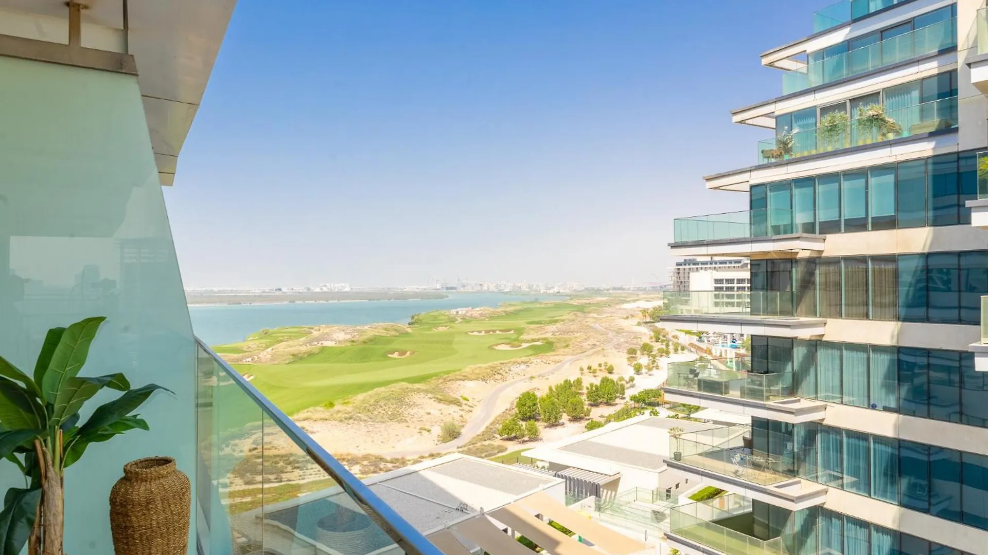 Voyage One Bedroom In Mayan Abu Dhabi Vereinigte Arabische Emirate