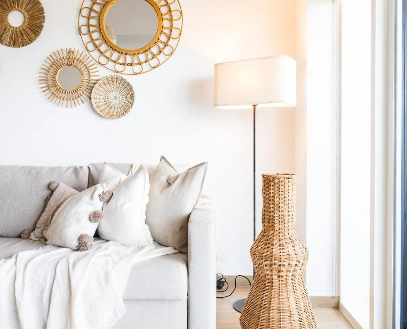 Voyage One Bedroom In Mayan Abu Dhabi Apartment